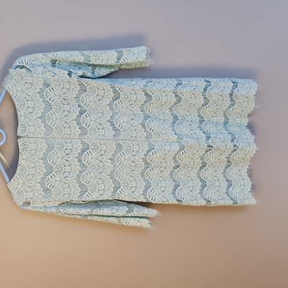 Quarter sleeve Jessica Howard lace dress - Picture 3 of 4